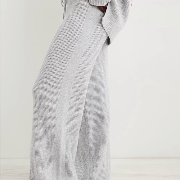 Aerie Gray Knit Lounge Set - Picture 2 of 5